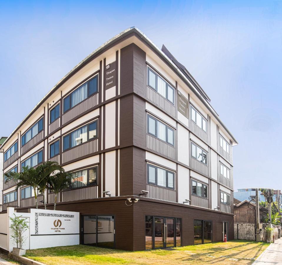 Thapae Twins Hotel チエンマイ エクステリア 写真